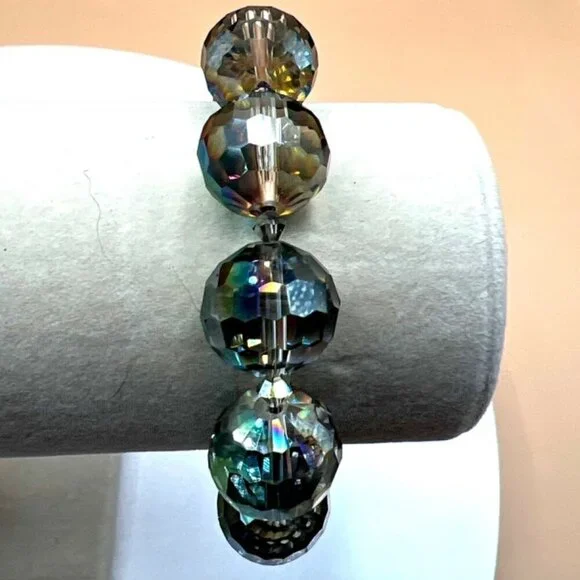 Vintage Aurora Borealis Crystal Beaded Bracelet. B51 - Picture 1 of 10